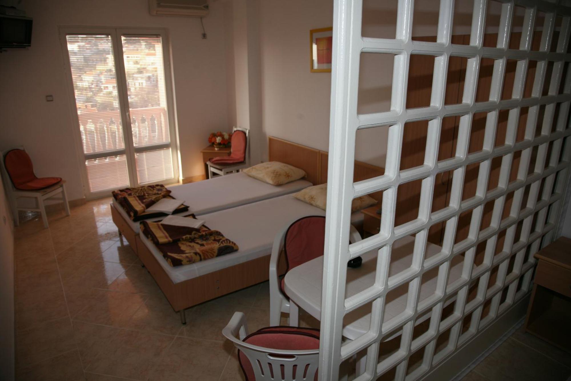 Omega Apartments Ulcinj Exterior foto